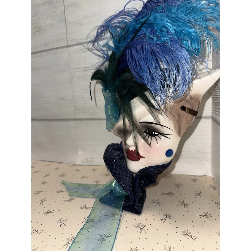 Unique Creations Art Deco Roaring 20s Lady Face Mask Wall Hanging Feather Hat